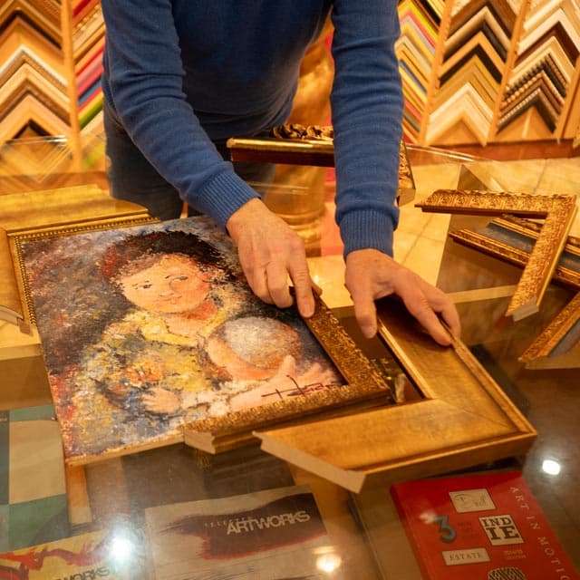 Marcos a medida con infinidad de materiales