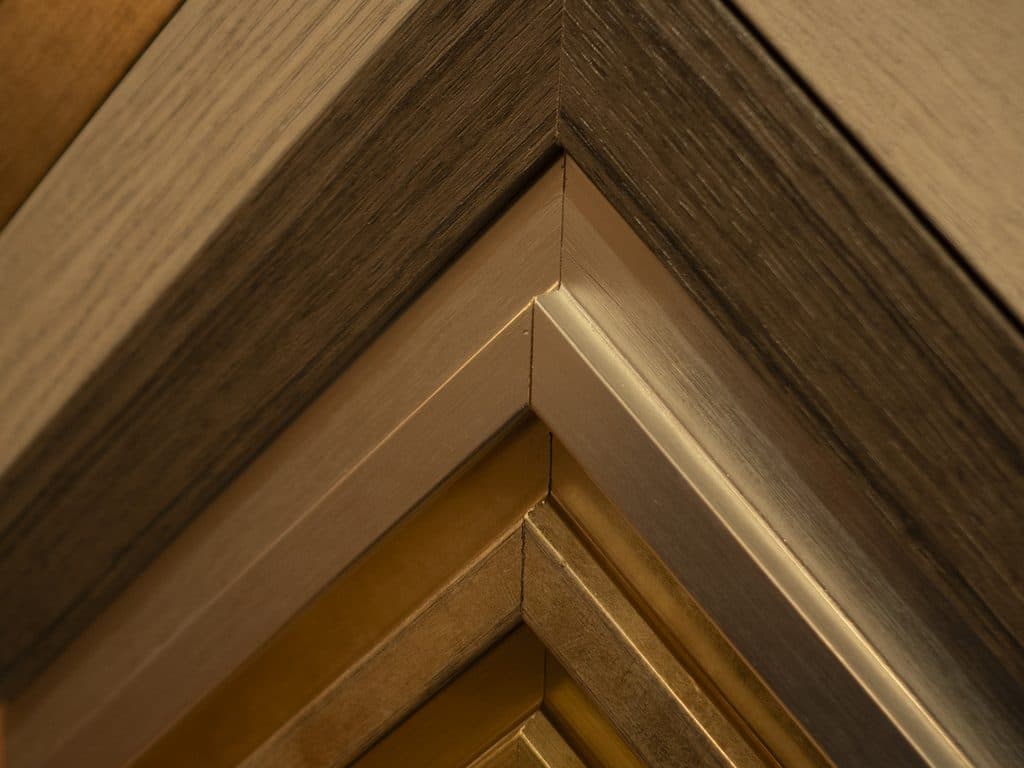 Molduras de madera para enmarcaciones en Santiago de Compostela